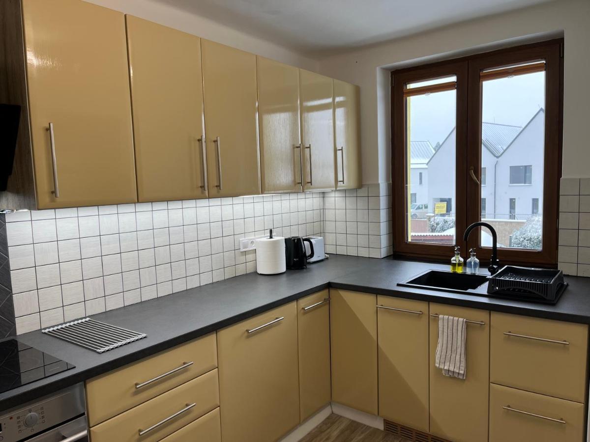 Apartment Golden Prague 78 Vestec  Exterior photo